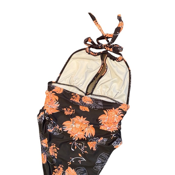 Floral Keyhole Halter Top One Piece Swim Suit - Picture 6 of 6